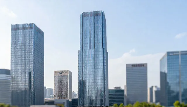 ai图片提示词最低底线是什么:两种做法的对比与取舍